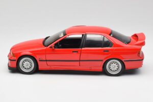 BMW 318is E36 Rood UT Models 1:18 180024302 Metaal — afbeelding 4 van 8