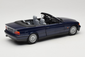 BMW 3 Series E36 Cabriolet Paars UT Models 1:18 BMW006 Metaal — afbeelding 3 van 8