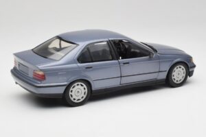 BMW 3-Series E36 Avus Blauw UT Models 1:18 180023300 Metaal — afbeelding 3 van 8