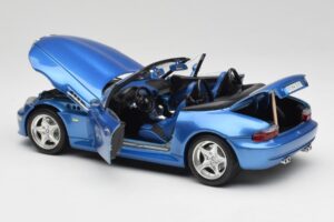 BMW Z3 E36 M Roadster Estoril Blue Bburago 1:18 3349-M1 Metaal — afbeelding 5 van 8