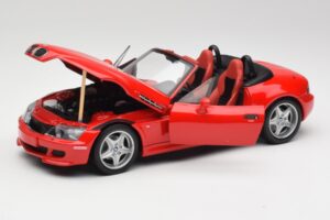 BMW Z3 E36 M Roadster Imola Rood UT Models 1:18 20411 Metaal — afbeelding 2 van 8