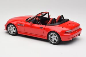 BMW Z3 E36 M Roadster Imola Rood UT Models 1:18 20411 Metaal — afbeelding 7 van 8