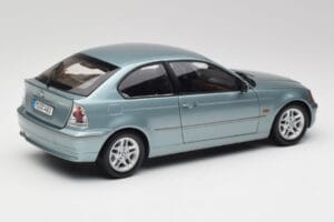 BMW 325Ti E46 Compact Lichtblauw Metallic Kyosho 1:18 80430024439 Metaal — afbeelding 3 van 8