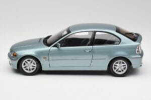 BMW 325Ti E46 Compact Lichtblauw Metallic Kyosho 1:18 80430024439 Metaal — afbeelding 4 van 8