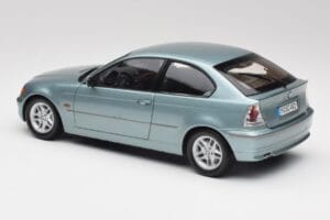 BMW 325Ti E46 Compact Lichtblauw Metallic Kyosho 1:18 80430024439 Metaal — afbeelding 7 van 8