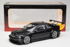 BMW M3 GTR E46 Plain Body Jet Zwart AUTOart 1:18 80447 Metaal — afbeelding 6 van 6