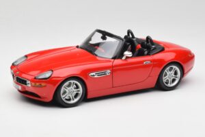 BMW Z8 E52 Roadster Felrood Bburago 1:18 12032 Metaal