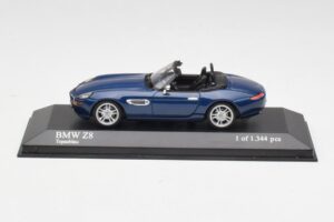 BMW Z8 E52 Topaas Blauw Minichamps 1:43 431028740 Metaal