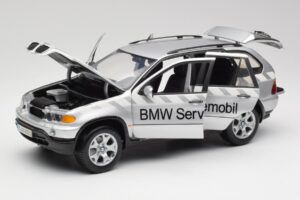 BMW X5 E53 3.0d Service Mobil Kyosho 1:18 80430305646 Metaal — afbeelding 2 van 8