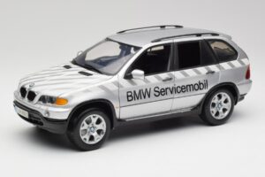 BMW X5 E53 3.0d Service Mobil Kyosho 1:18 80430305646 Metaal