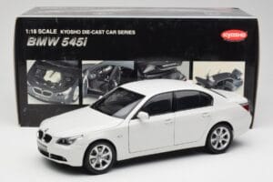 BMW E60 545i Alpine Wit Kyosho 1:18 08591W Metaal — afbeelding 8 van 8