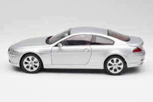 BMW 645Ci E63 Zilver Kyosho 1:18 80430153285 Metaal — afbeelding 4 van 8