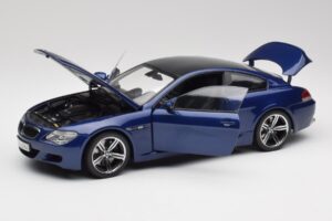 BMW M6 E63 Blauw Kyosho 1:18 80430413351 Metaal — afbeelding 2 van 8