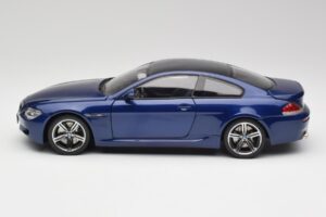 BMW M6 E63 Blauw Kyosho 1:18 80430413351 Metaal — afbeelding 4 van 8