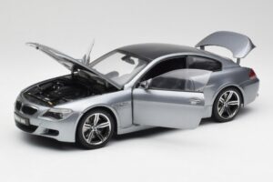 BMW M6 E63 Silver Grijs Kyosho 1:18 08703GR Metaal — afbeelding 2 van 8