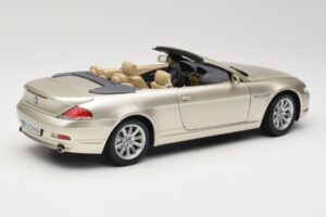 BMW 6 Series E64 Cabriolet Mineral Silver Metallic Kyosho 1:18 80430153437 Metaal — afbeelding 4 van 9