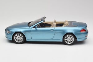 BMW 6 E64 Cabriolet Lichtblauw Kyosho 1:18 80430153440 Metaal — afbeelding 4 van 8