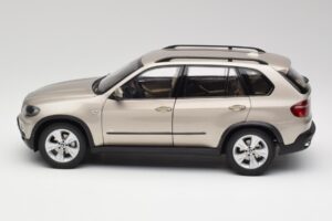 BMW X5 E70 4.8i Platinum Brons Metallic Kyosho 1:18 80430413413 Metaal — afbeelding 4 van 8
