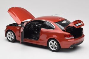 BMW 1 E82 Coupe Oranje Kyosho 1:18 80430427064 Metaal — afbeelding 5 van 8