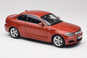 BMW 1 E82 Coupe Oranje Kyosho 1:18 80430427064 Metaal — afbeelding 6 van 8