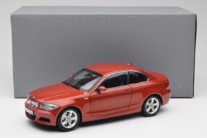 BMW 1 E82 Coupe Oranje Kyosho 1:18 80430427064 Metaal — afbeelding 8 van 8