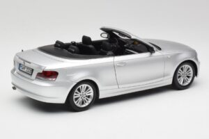 BMW 135i E88 Cabriolet Titan Zilver Kyosho 1:18 80430427021 Metaal — afbeelding 3 van 8