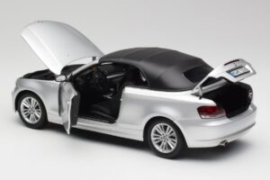 BMW 135i E88 Cabriolet Titan Zilver Kyosho 1:18 80430427021 Metaal — afbeelding 5 van 8