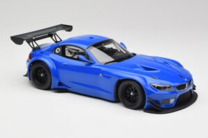 BMW Z4 E89 GT3 Le Mans Blauw Minichamps 1:18 151122302 Metaal — afbeelding 4 van 6