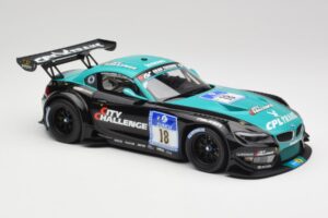 BMW Z4 E89 GT3 BMW Team Vita4one #18 J. Klingmann / M. Wittmann ADAC 24 Hours Nurburgring 2012 Minichamps 1:18 151122318 Meta — afbeelding 4 van 6
