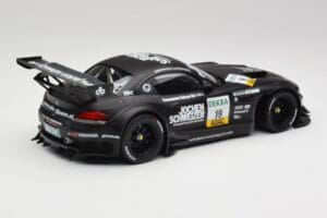 BMW Z4 E89 GT3 #19 Pixum C. Hurtgen / D. Baumann Spa 24 Hours Winner 2013 Minichamps 1:18 151132399 Metaal — afbeelding 2 van 6