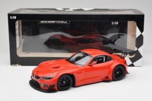 BMW Z4 E89 GT3 Rood Minichamps 1:18 151122300 Metaal — afbeelding 6 van 6
