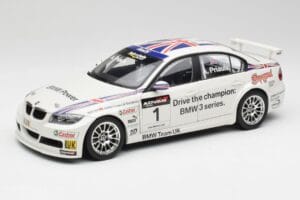 BMW E90 320si #1 A. Priaulx WTCC Champion 2006 Kyosho 1:18 80430429067 Metaal