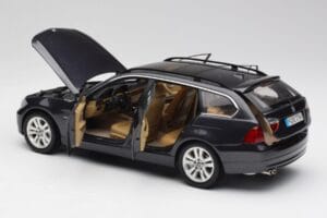 BMW 330i E91 Touring Donkergrijs Kyosho 1:18 80430394360 Metaal — afbeelding 5 van 8