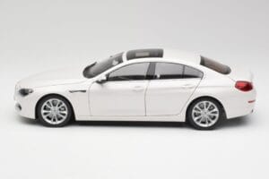 BMW 6 F06 Gran Coupe Mineral Wit Paragon 1:18 80432218741 Metaal — afbeelding 4 van 8