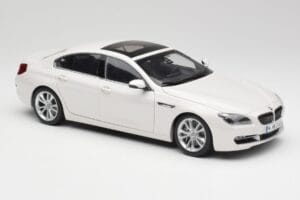 BMW 6 F06 Gran Coupe Mineral Wit Paragon 1:18 80432218741 Metaal — afbeelding 6 van 8