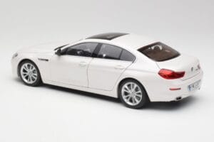 BMW 6 F06 Gran Coupe Mineral Wit Paragon 1:18 80432218741 Metaal — afbeelding 7 van 8