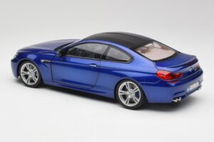 BMW M6 F13 San Marino Blauw Paragon 1:18 80432218737 Metaal — afbeelding 6 van 7