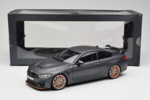 BMW M4 F82 GTS Frozen Grijs Minichamps 1:18 80432411555 Metaal — afbeelding 8 van 8