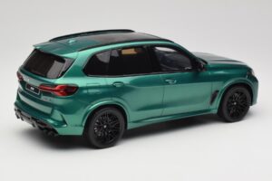 BMW X5 M G05 Competition Isle of Man Green GT Spirit 1:18 GT490 Hars — afbeelding 2 van 6