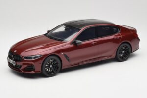BMW M850i G15 M Performance Melbourne Red Metallic GT Spirit 1:18 GT493 Hars