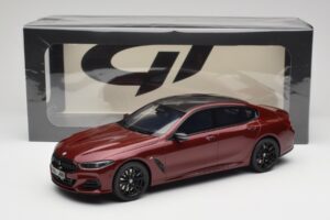 BMW M850i G15 M Performance Melbourne Red Metallic GT Spirit 1:18 GT493 Hars — afbeelding 6 van 6