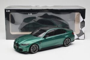 BMW M3 G80 Isle of Man Green Minichamps 1:18 155020200 Metaal — afbeelding 6 van 6