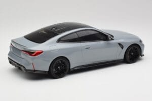 BMW M4 G82 Brooklyn Grijs Minichamps 1:18 155020124 Metaal — afbeelding 2 van 6