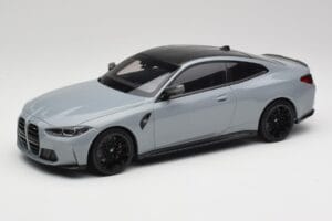 BMW M4 G82 Brooklyn Grijs Minichamps 1:18 155020124 Metaal