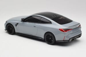 BMW M4 G82 Brooklyn Grijs Minichamps 1:18 155020124 Metaal — afbeelding 5 van 6