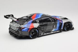 BMW M4 GT3 G82 #1 Test Version 2021 Minichamps 1:18 113222003 Metaal — afbeelding 3 van 8