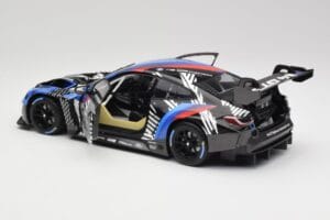 BMW M4 GT3 G82 #1 Test Version 2021 Minichamps 1:18 113222003 Metaal — afbeelding 5 van 8