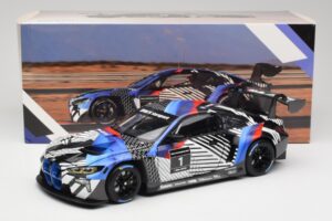 BMW M4 GT3 G82 #1 Test Version 2021 Minichamps 1:18 113222003 Metaal — afbeelding 8 van 8