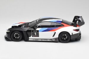 BMW M4 GT3 Presentation Car 2021 Minichamps 1:18 155212000 Metaal — afbeelding 3 van 6