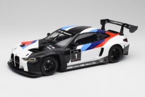 BMW M4 GT3 Presentation Car 2021 Minichamps 1:18 155212000 Metaal